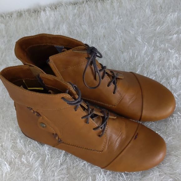 Sergio Tomani Diana Boot - Picture 3 of 9